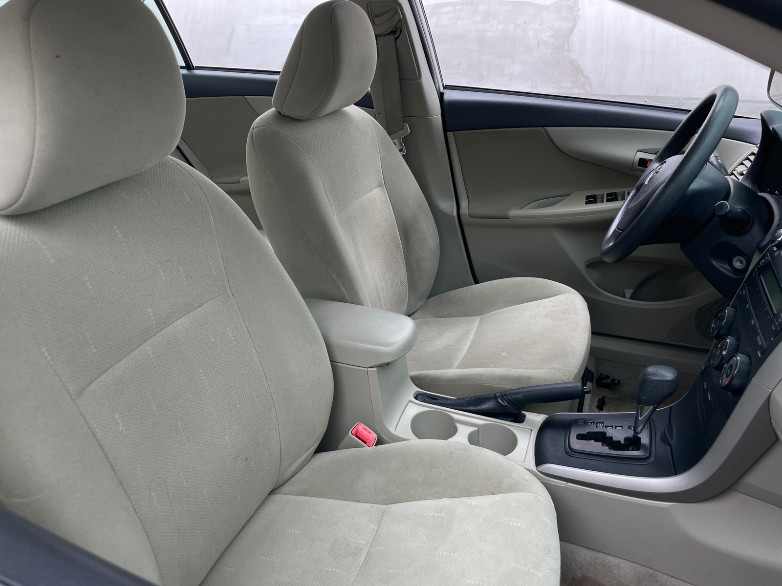 Thumbnail: 2012 Toyota Corolla - 2