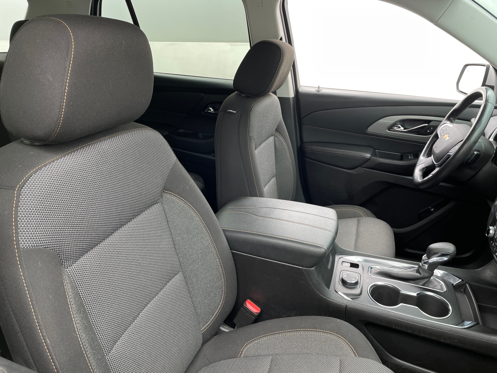 Thumbnail: 2021 Chevrolet Traverse - 2