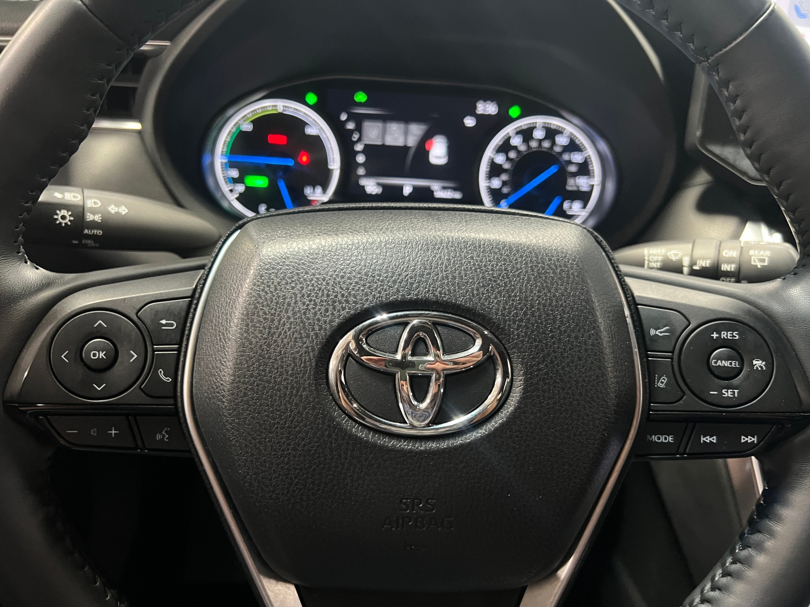 Thumbnail: 2021 Toyota Venza - 4