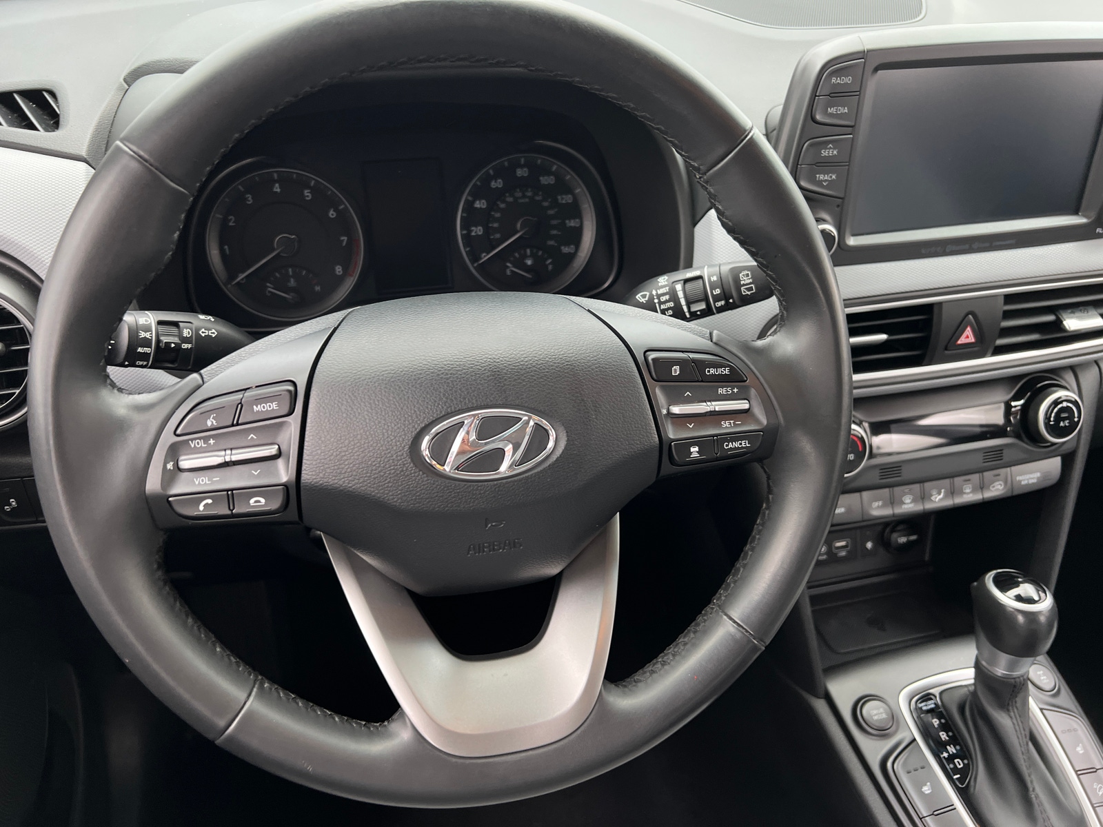 Thumbnail: 2020 Hyundai Kona - 4