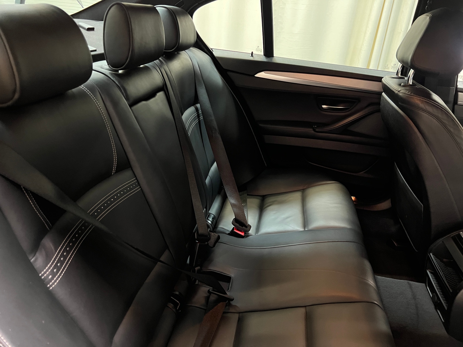 Thumbnail: 2015 BMW 5 Series - 5
