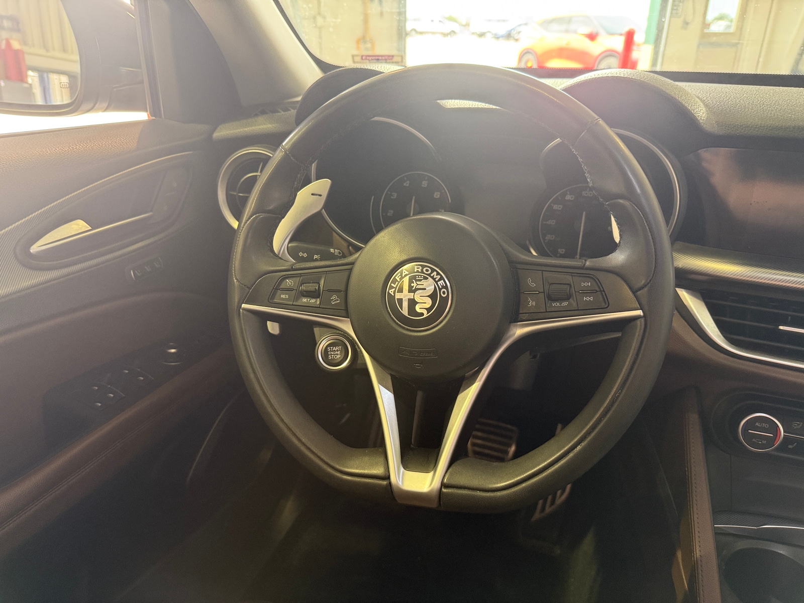Thumbnail: 2018 Alfa Romeo Stelvio - 4
