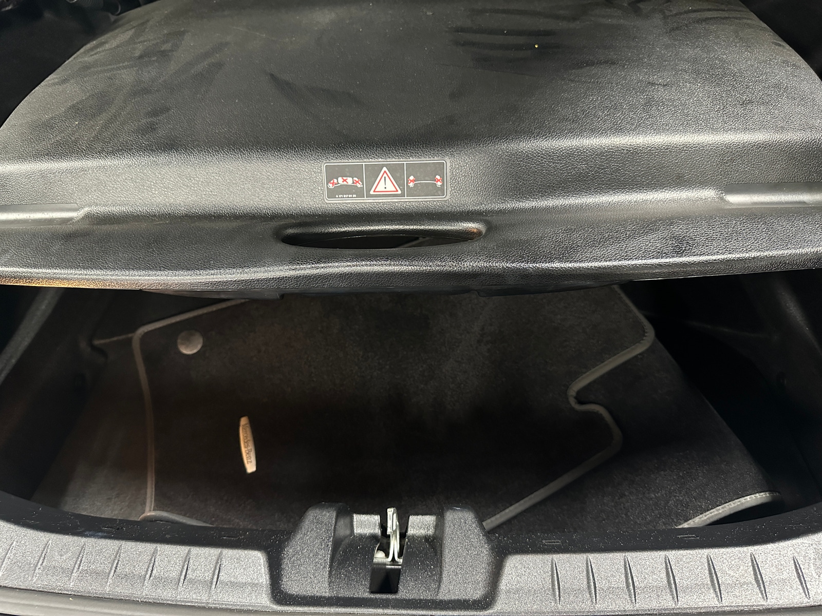 Thumbnail: 2011 Mercedes-Benz SLK - 5