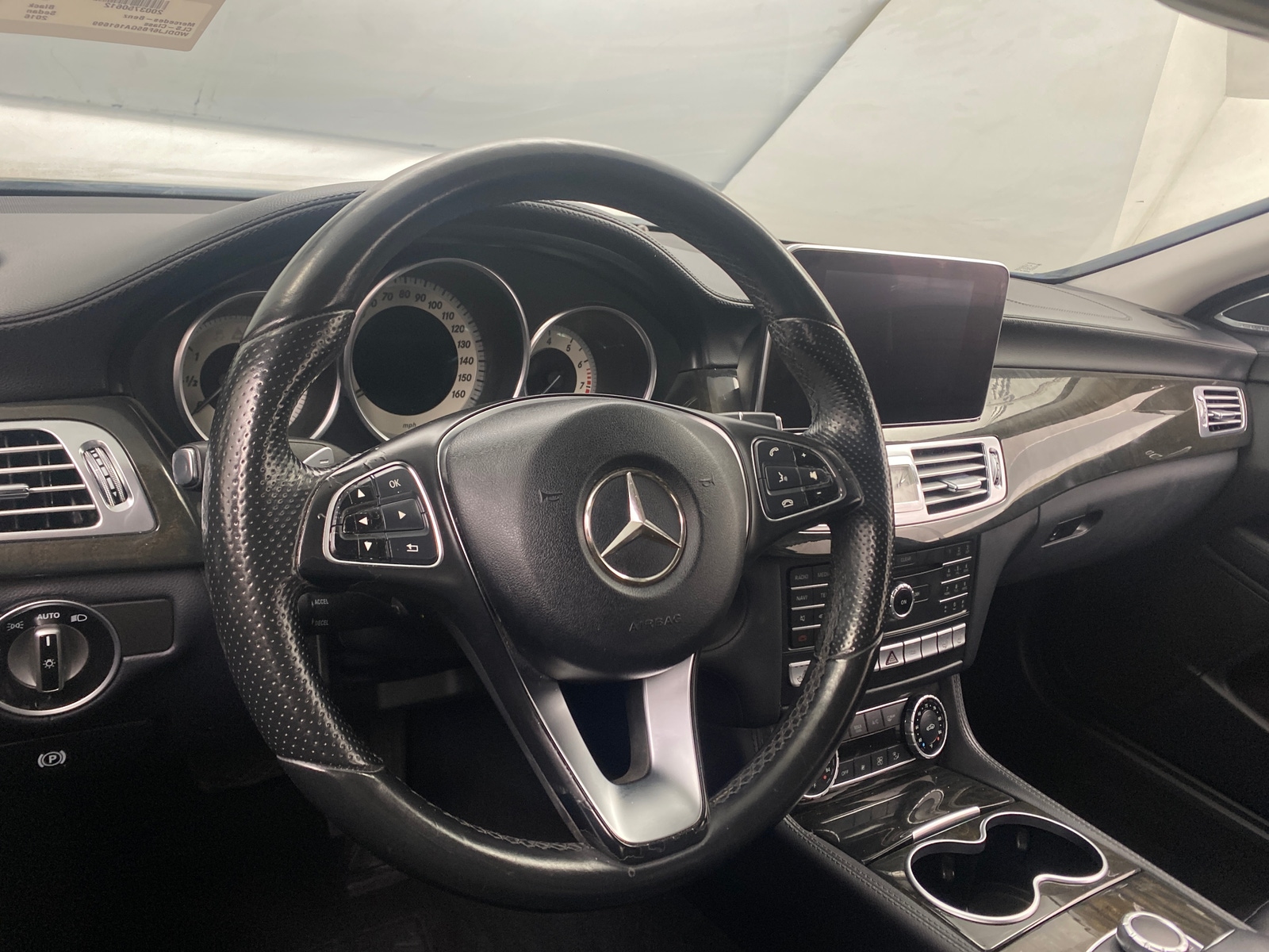 Thumbnail: 2016 Mercedes-Benz CLS - 4