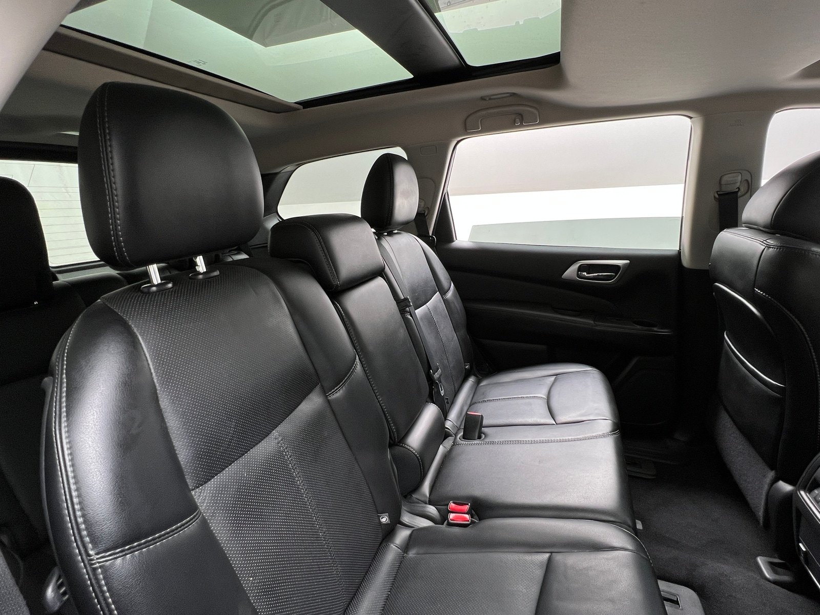 Thumbnail: 2015 Nissan Pathfinder - 5