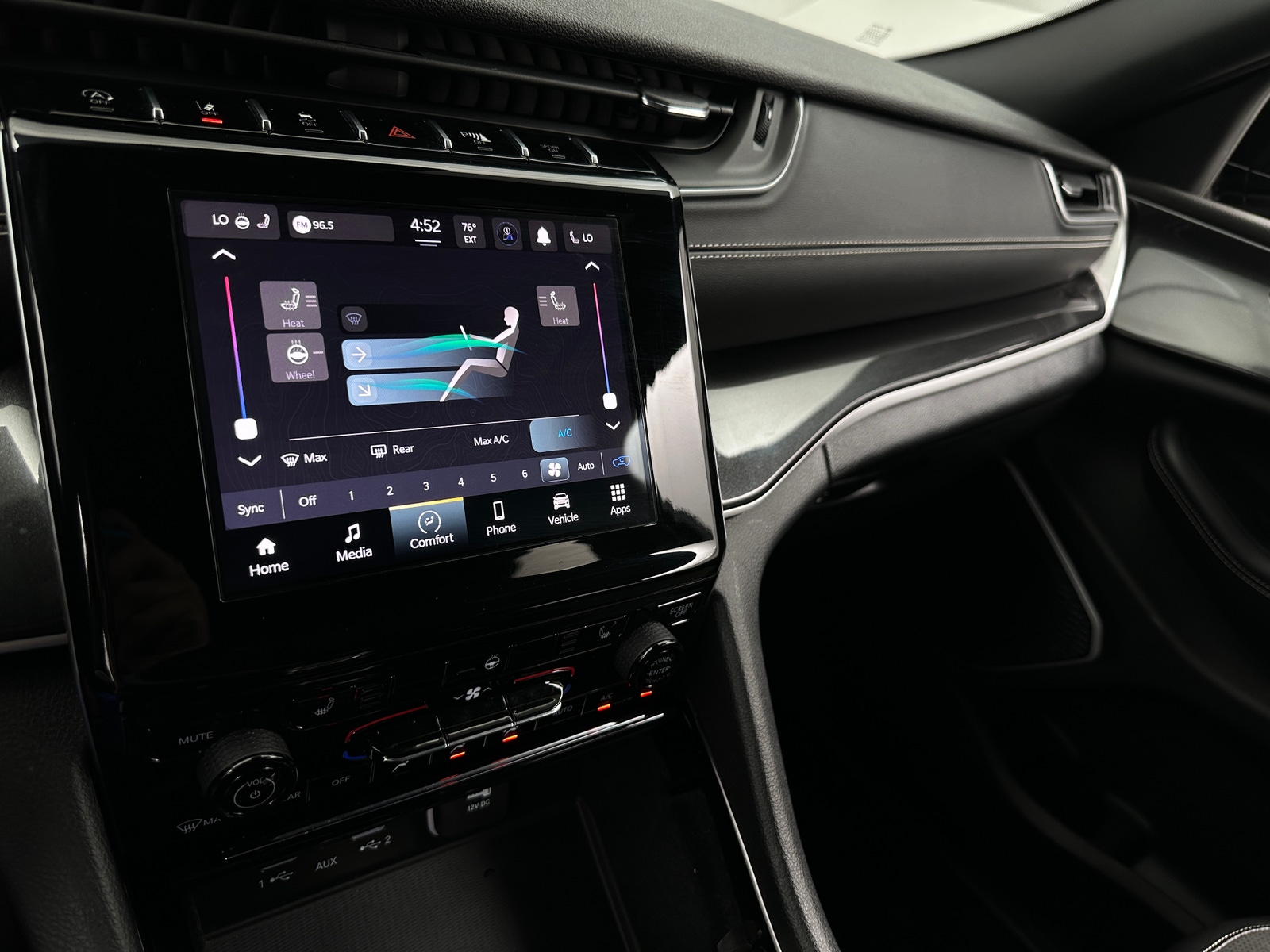Thumbnail: 2022 Jeep Grand Cherokee - 3