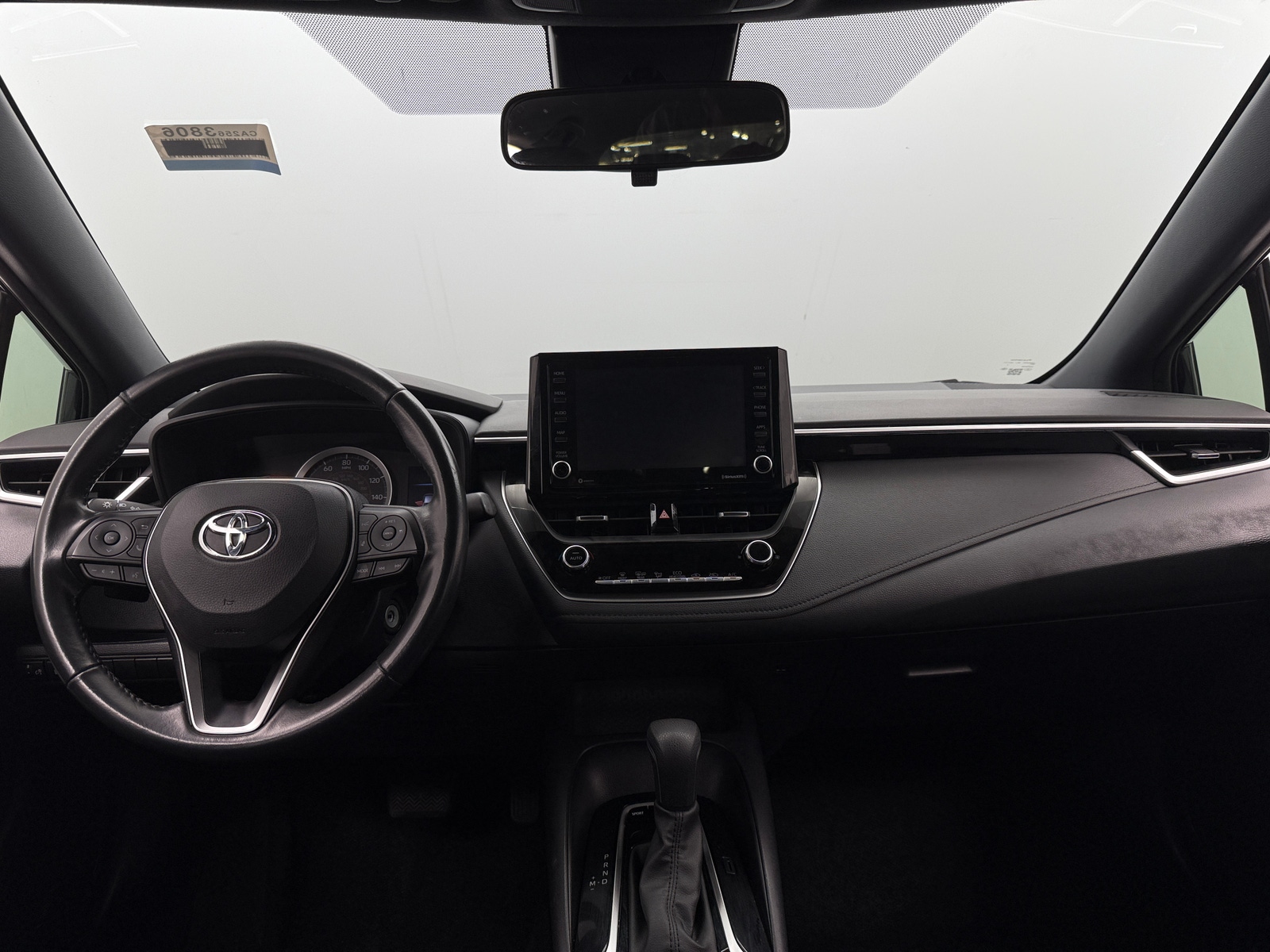Thumbnail: 2022 Toyota Corolla - 3
