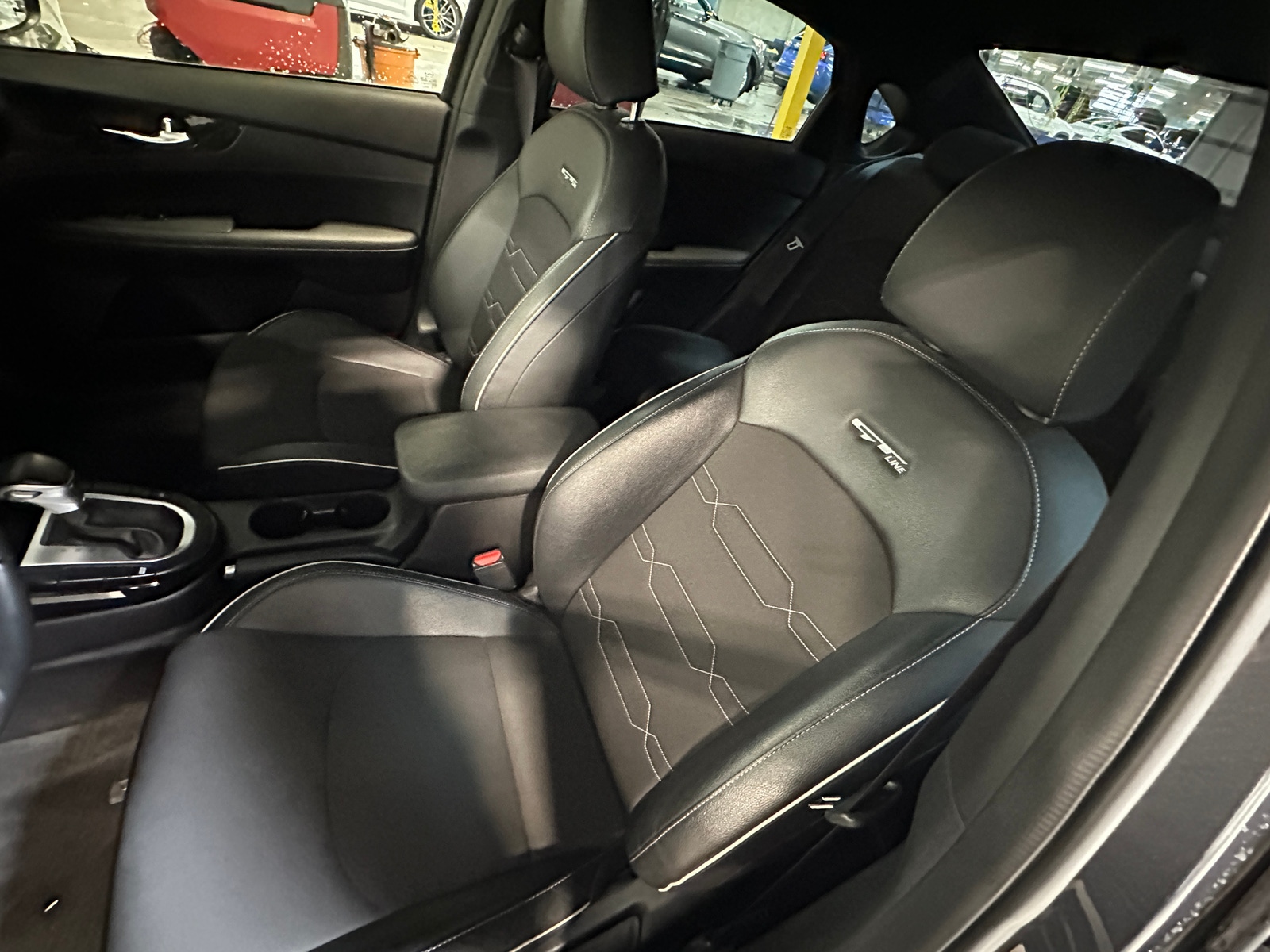 Thumbnail: 2022 Kia Forte - 2