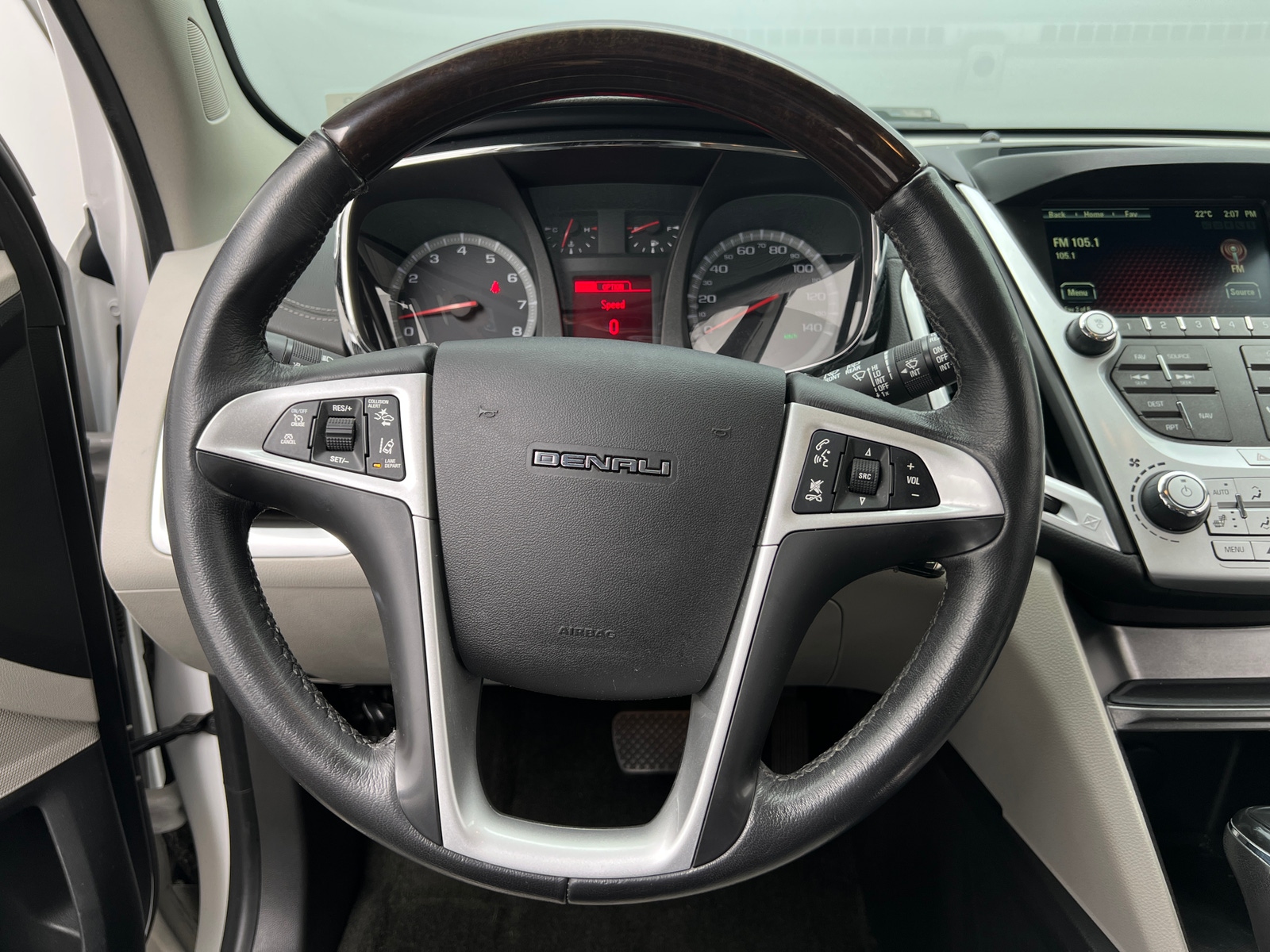 Thumbnail: 2017 GMC Terrain - 4