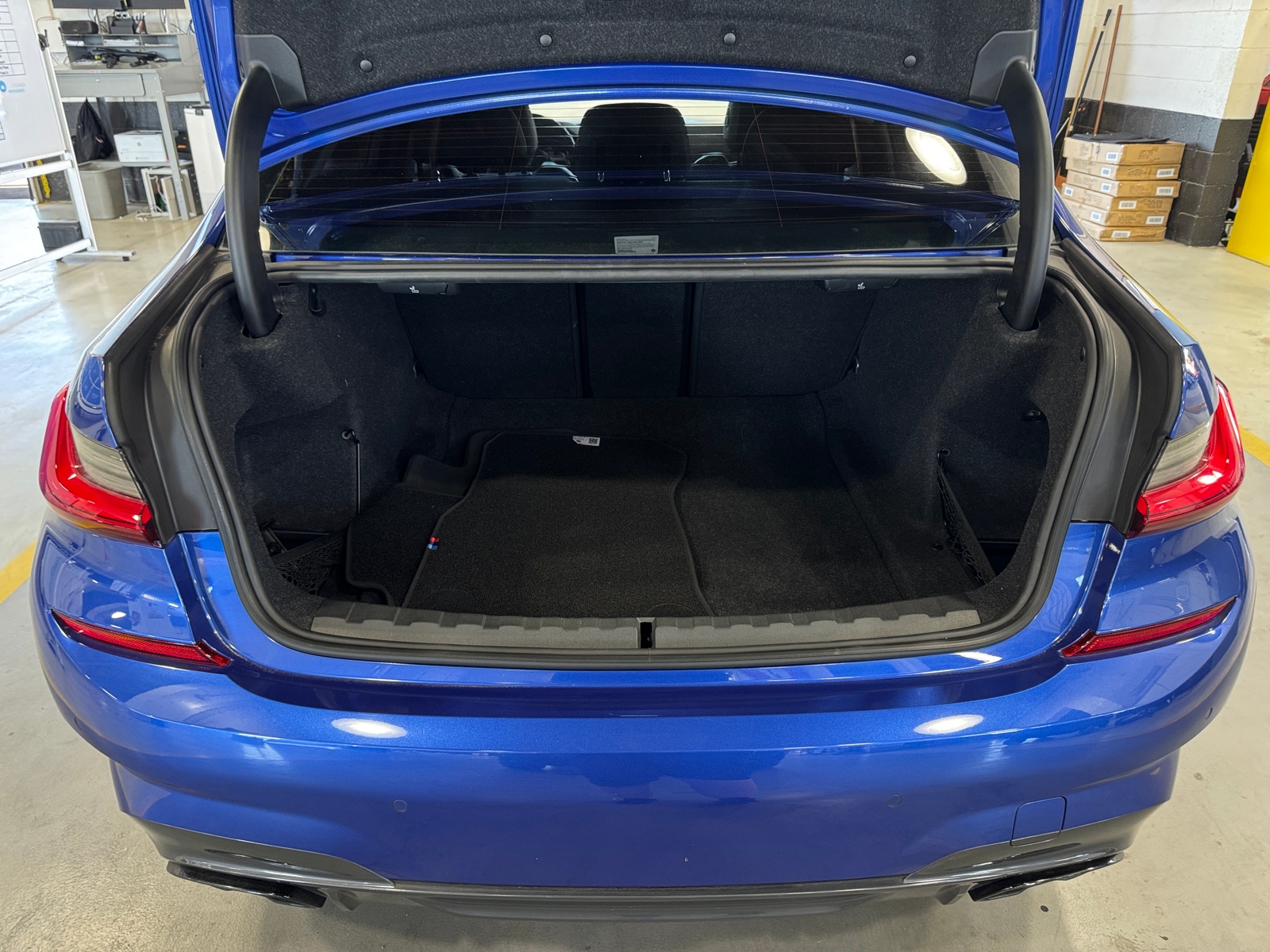 Thumbnail: 2021 BMW 3 Series - 6
