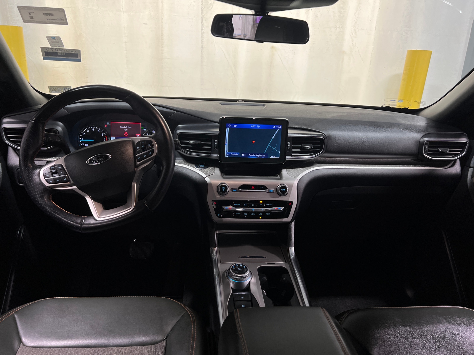 Thumbnail: 2022 Ford Explorer - 2