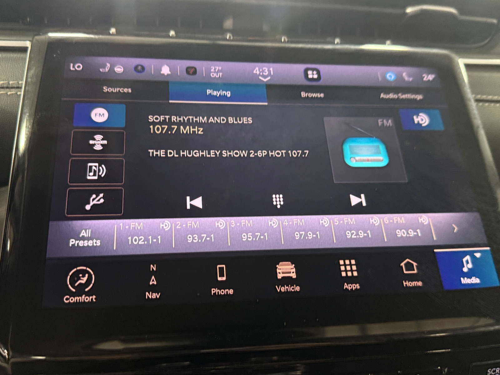 Thumbnail: 2023 Jeep Grand Cherokee - 3