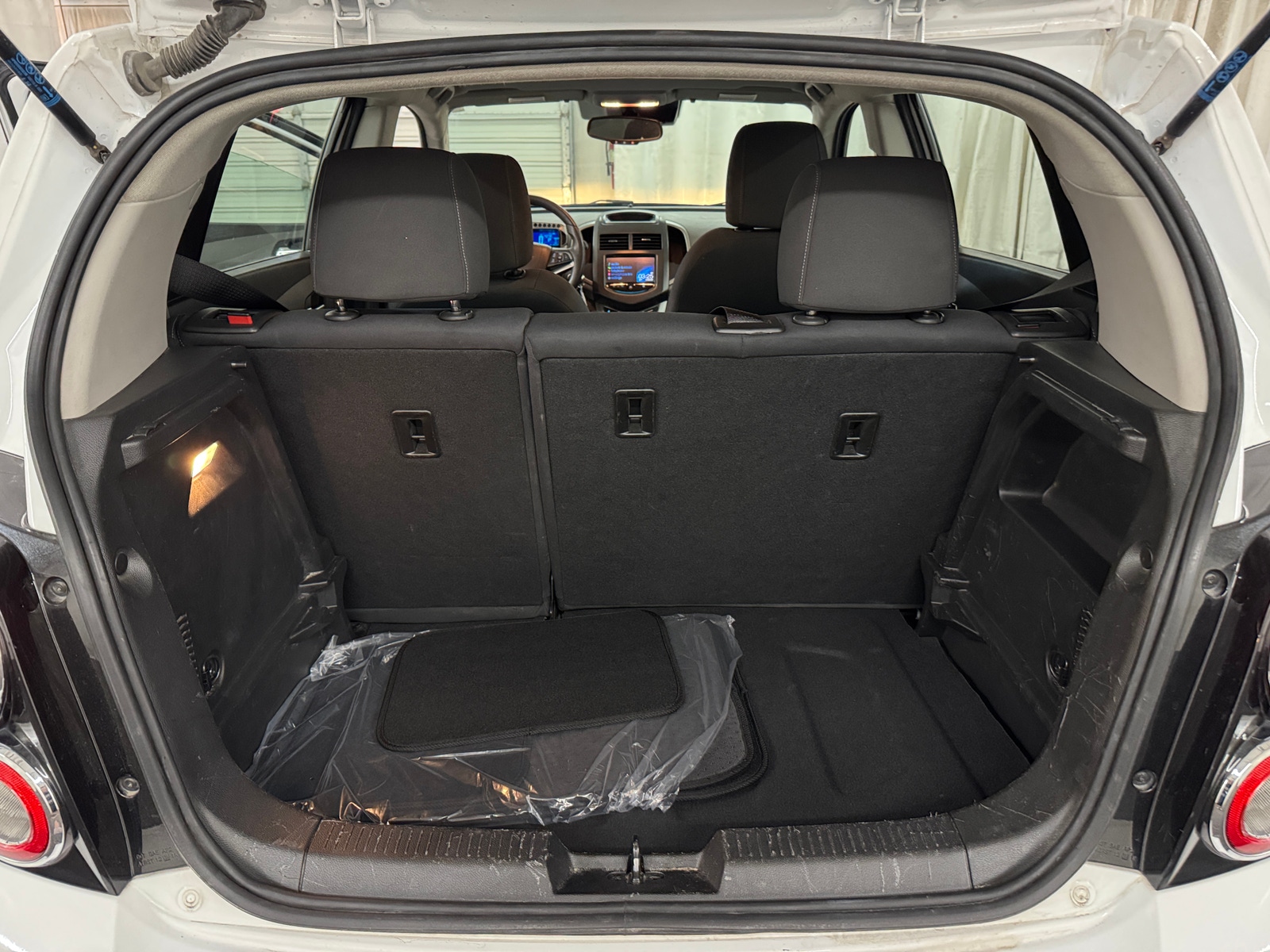 Thumbnail: 2016 Chevrolet Sonic - 7