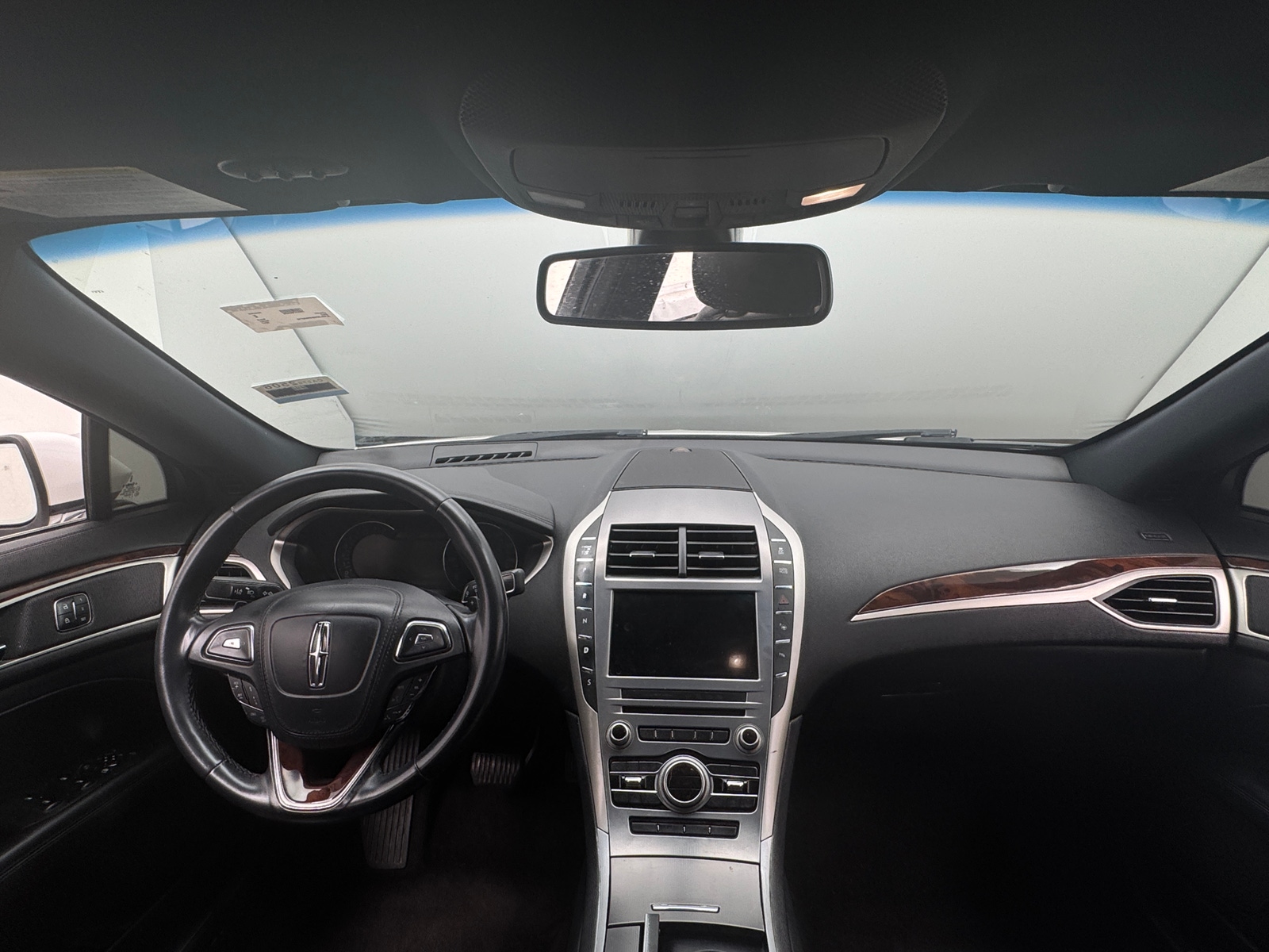 Thumbnail: 2017 Lincoln MKZ - 2