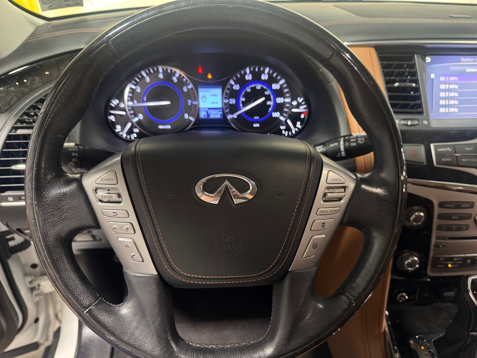Thumbnail: 2019 INFINITI QX80 - 4