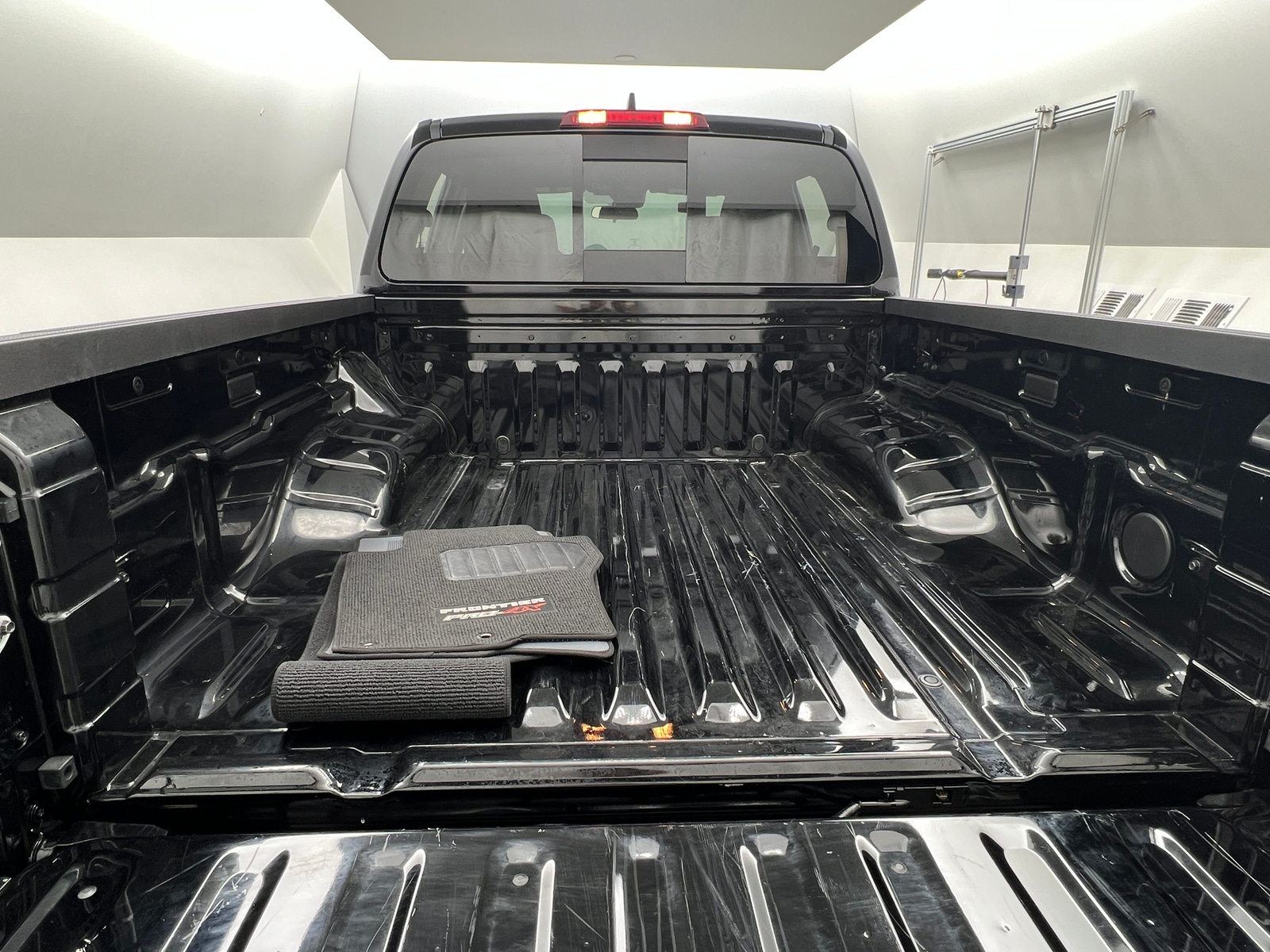 Thumbnail: 2025 Nissan Frontier - 7