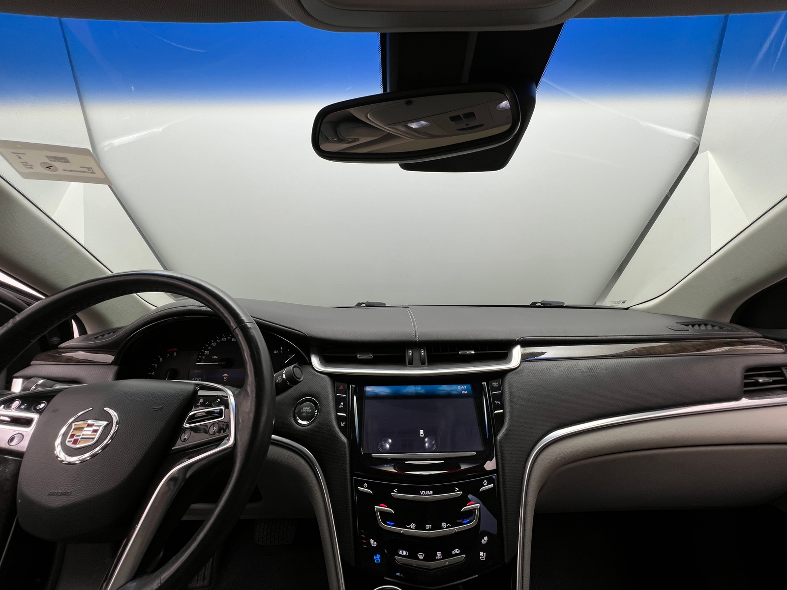 Thumbnail: 2013 Cadillac XTS - 2
