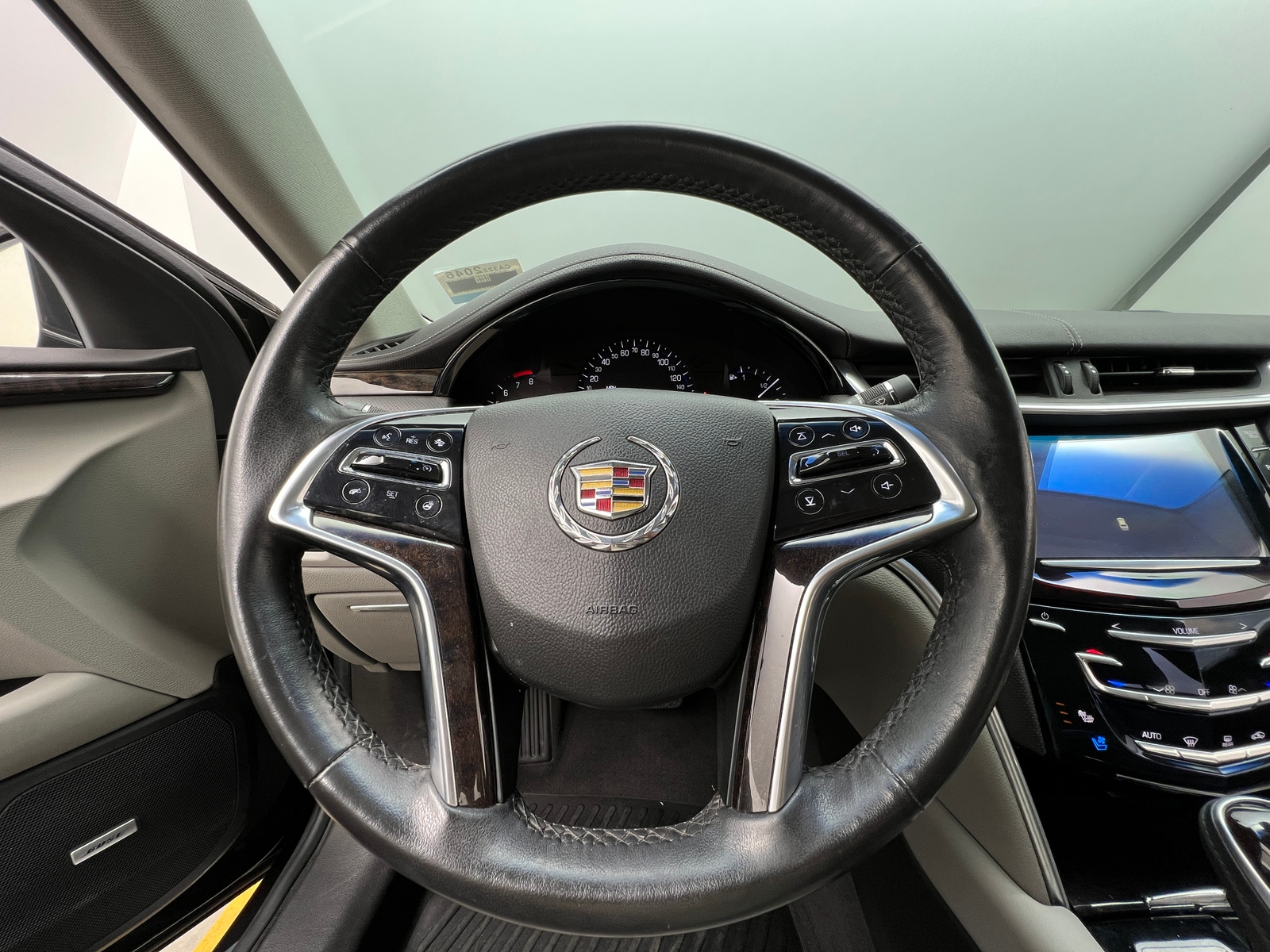 Thumbnail: 2013 Cadillac XTS - 4