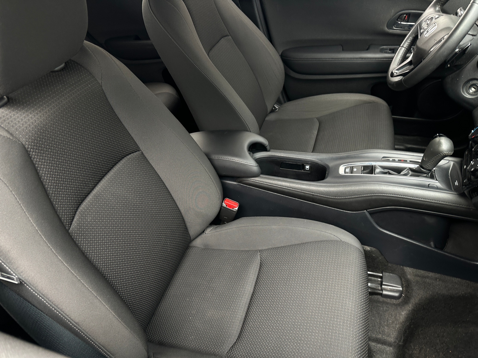 Thumbnail: 2021 Honda HR-V - 2