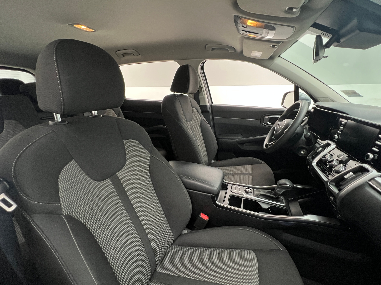 Thumbnail: 2023 Kia Sorento - 2