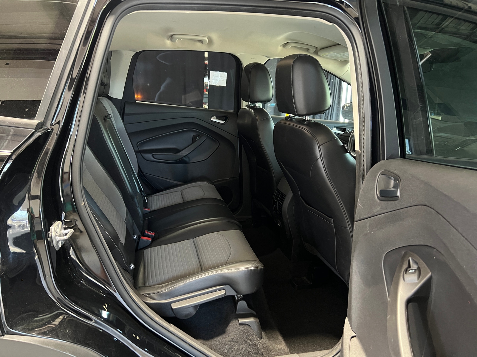 Thumbnail: 2017 Ford Escape - 5