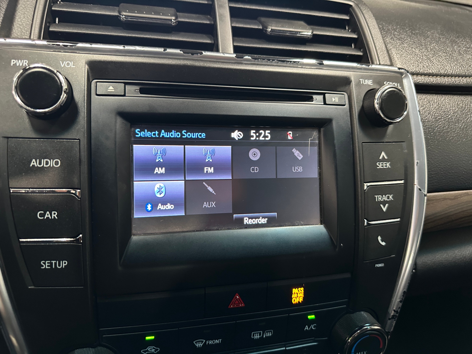 Thumbnail: 2015 Toyota Camry - 3
