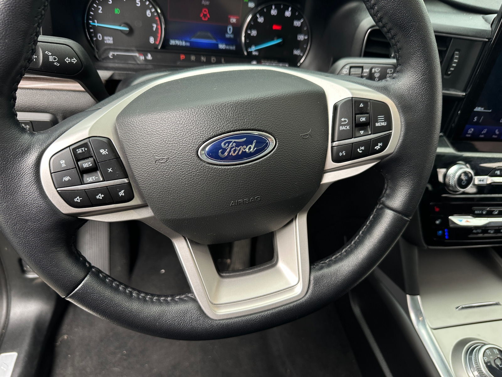 Thumbnail: 2022 Ford Explorer - 4