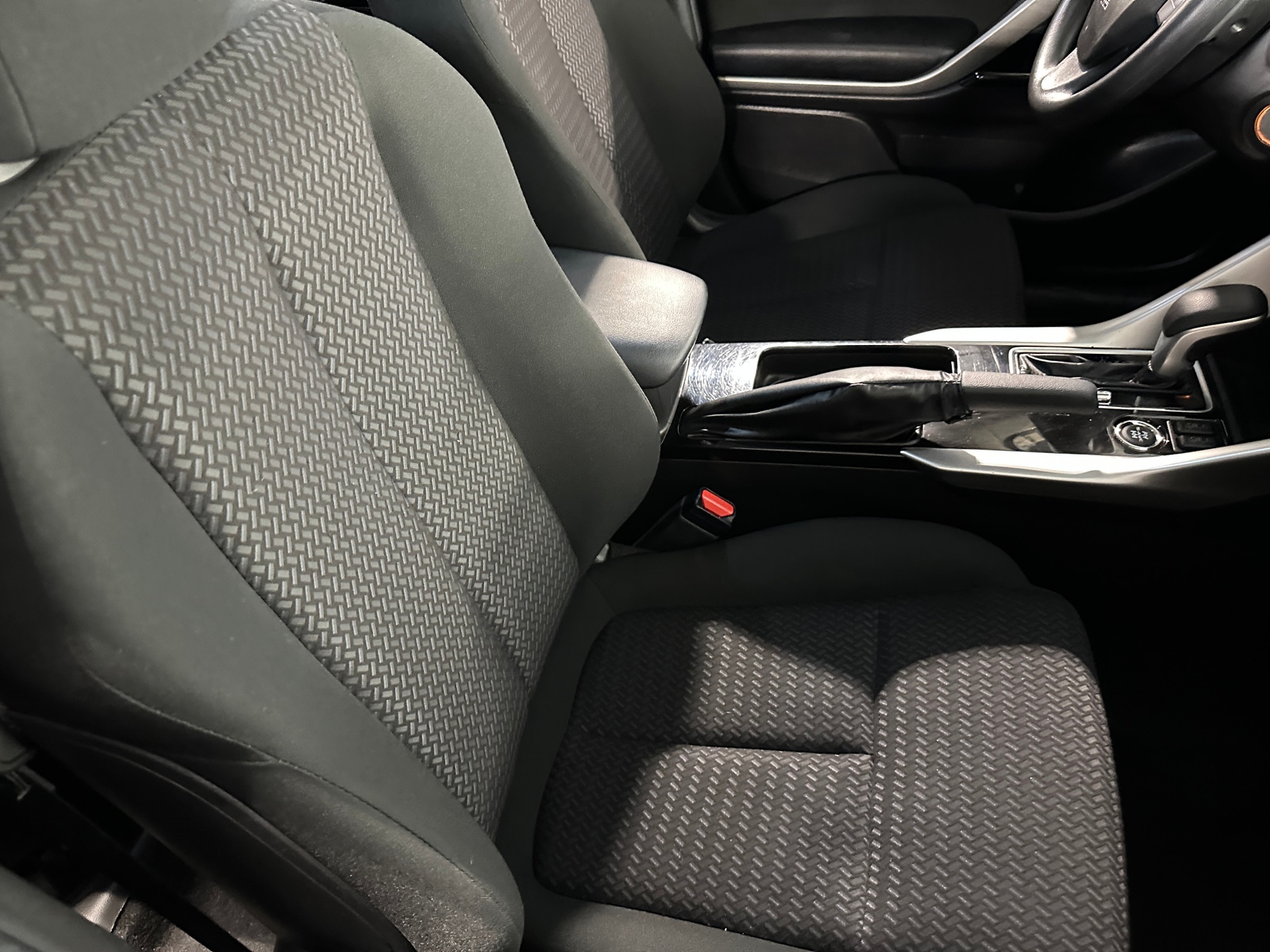 Thumbnail: 2023 Mitsubishi Eclipse Cross - 2