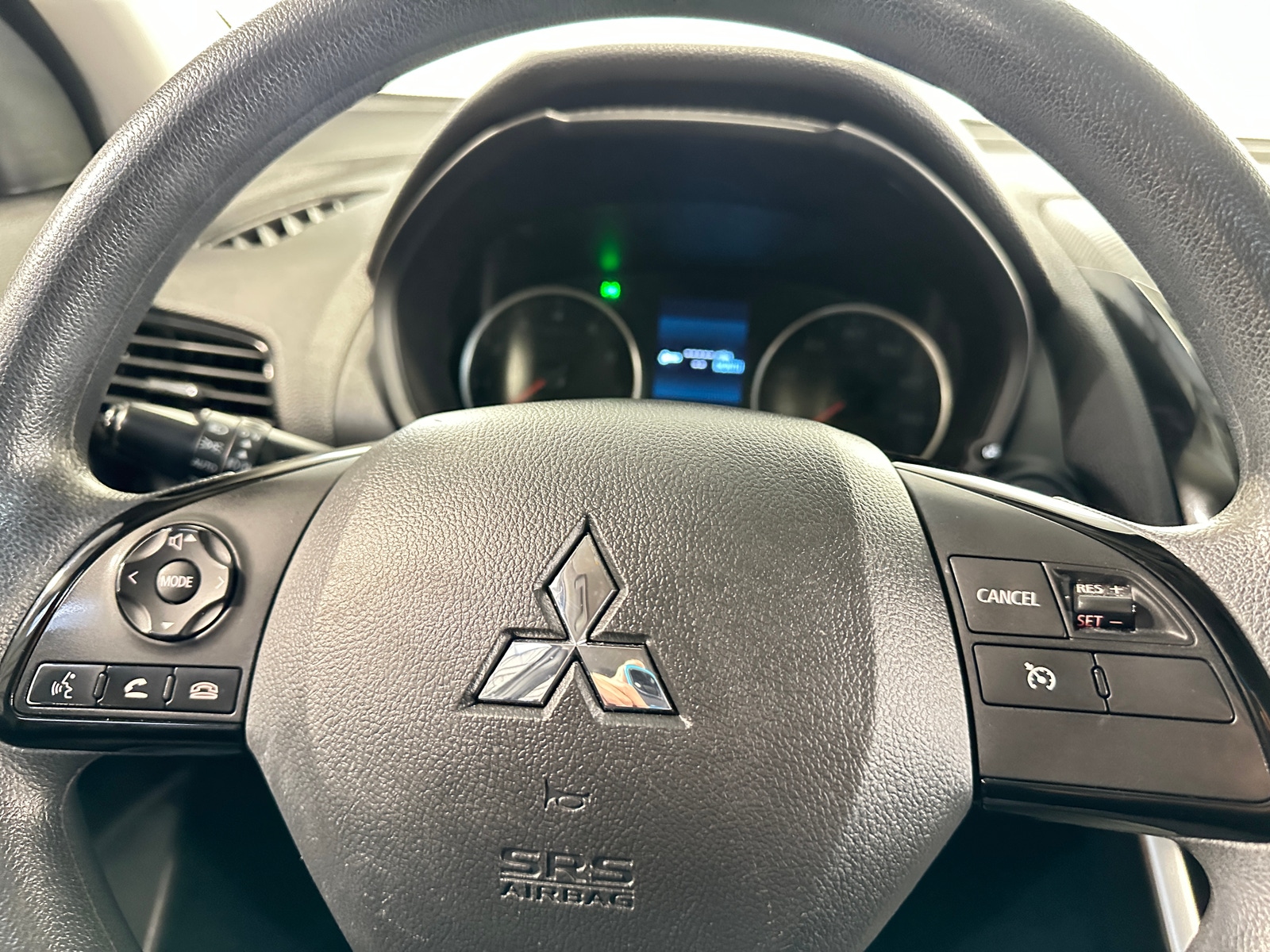 Thumbnail: 2023 Mitsubishi Eclipse Cross - 5