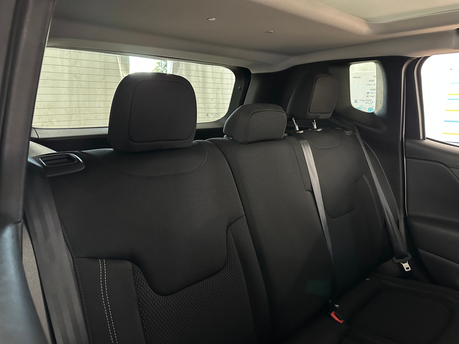 Thumbnail: 2023 Jeep Renegade - 6