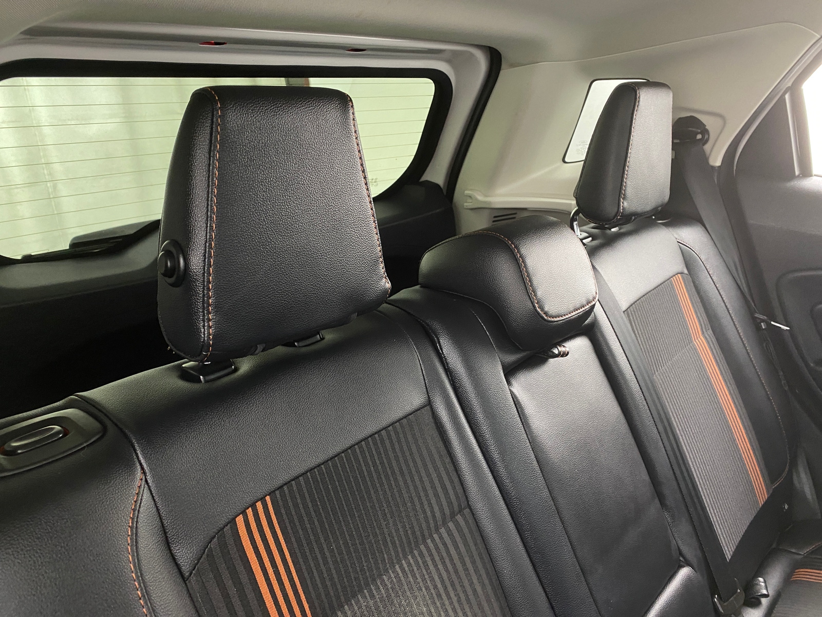 Thumbnail: 2018 Ford EcoSport - 6