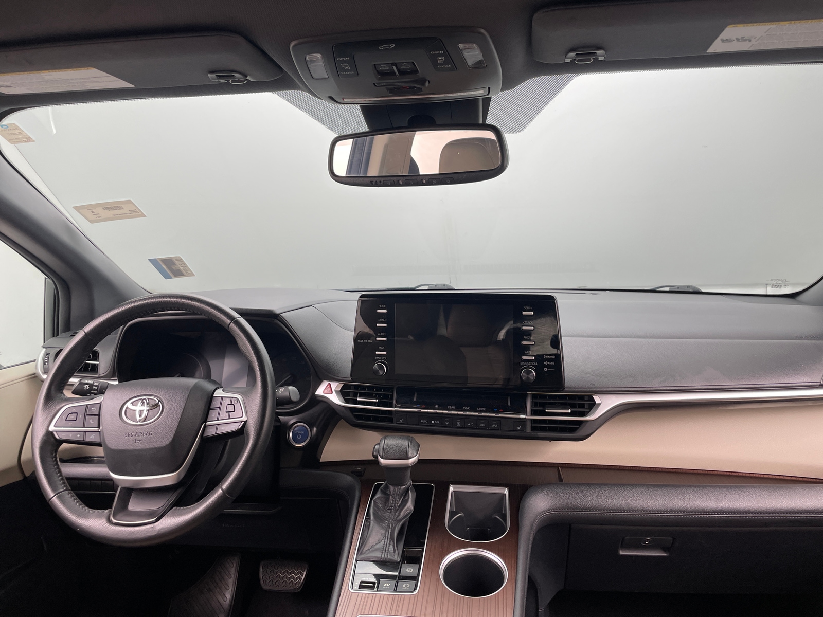 Thumbnail: 2021 Toyota Sienna - 2