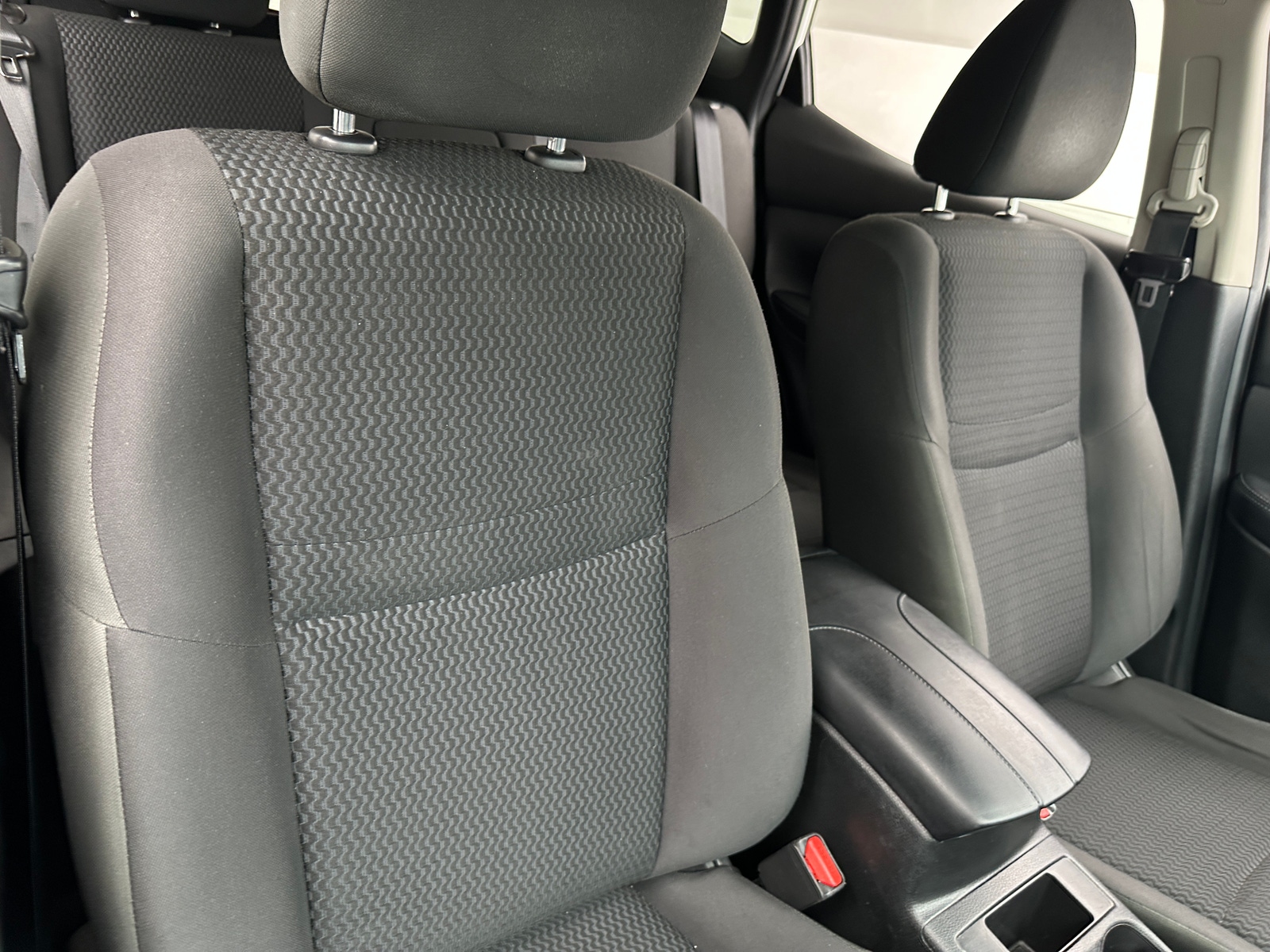 Thumbnail: 2018 Nissan Rogue Sport - 2