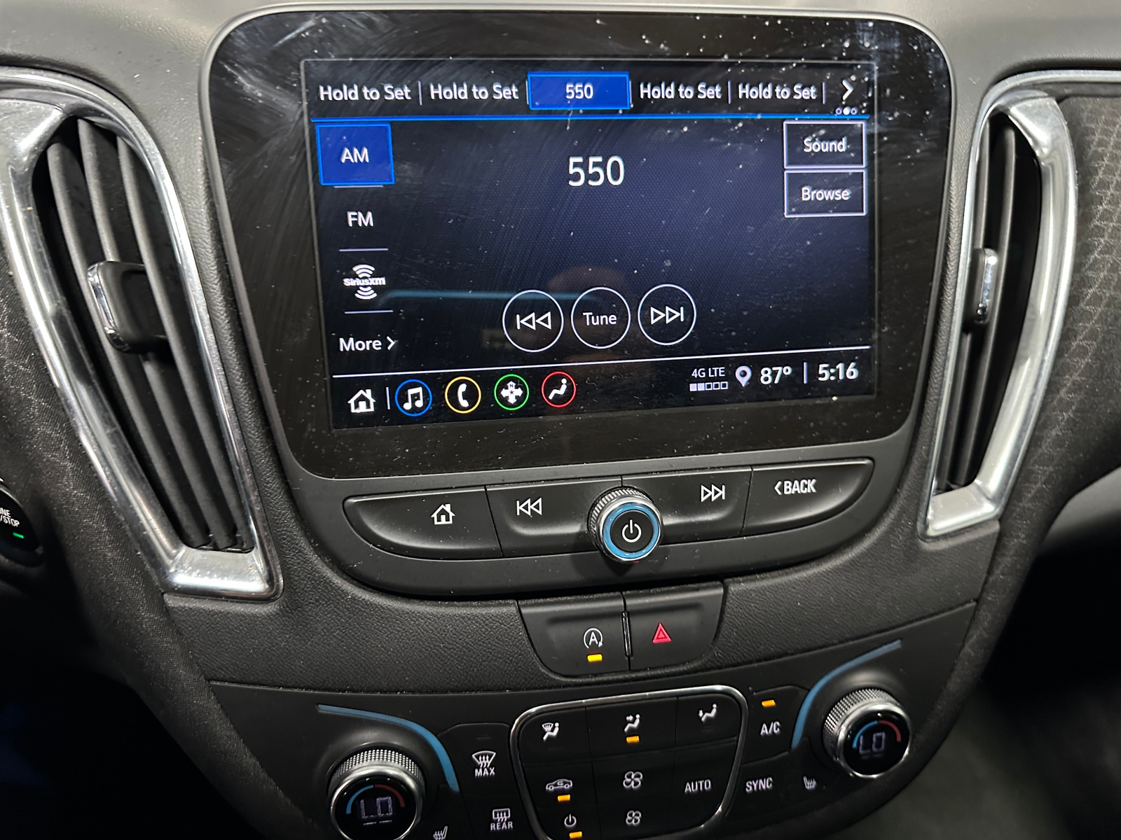 Thumbnail: 2021 Chevrolet Malibu - 4