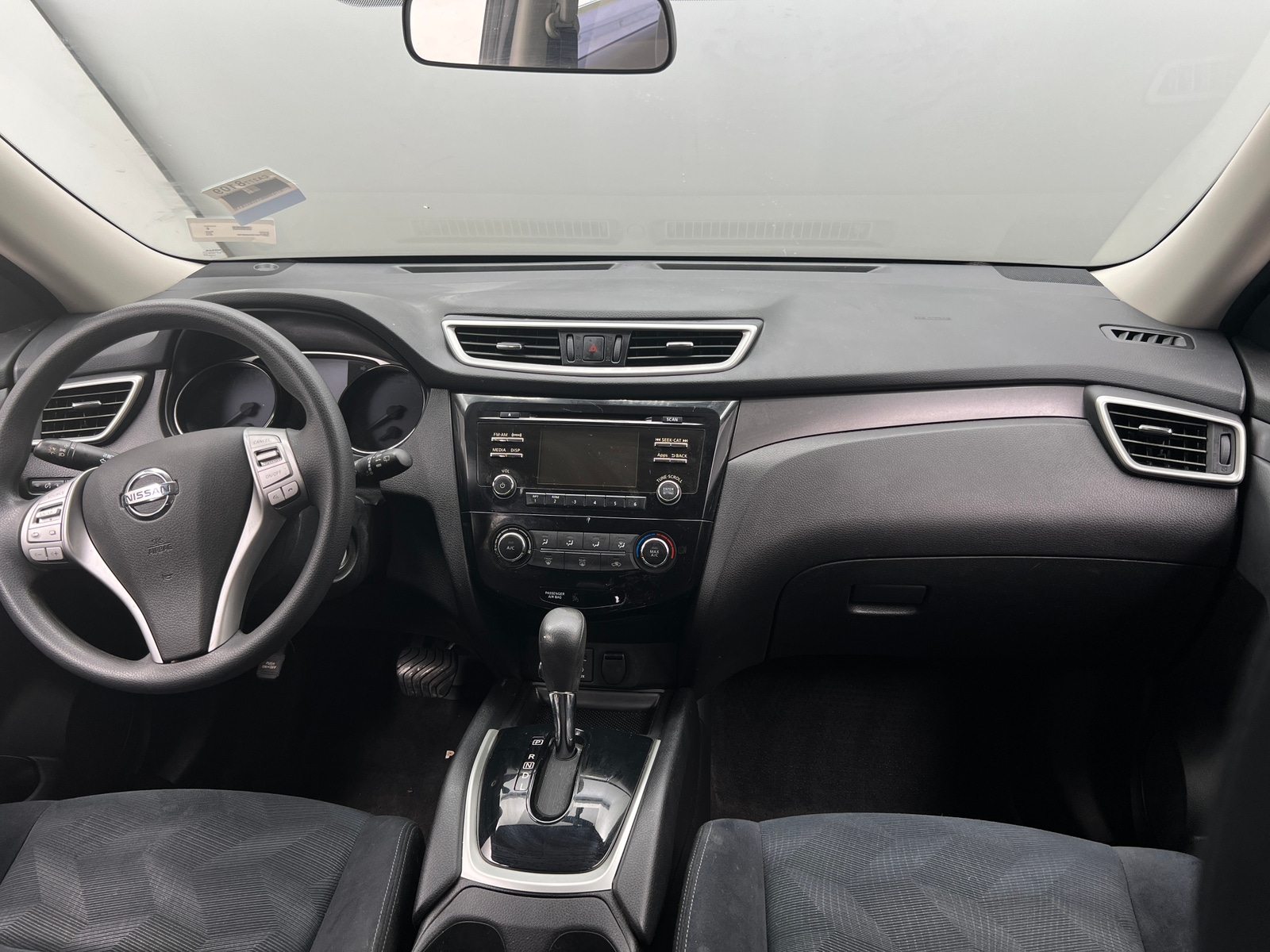 Thumbnail: 2016 Nissan Rogue - 3