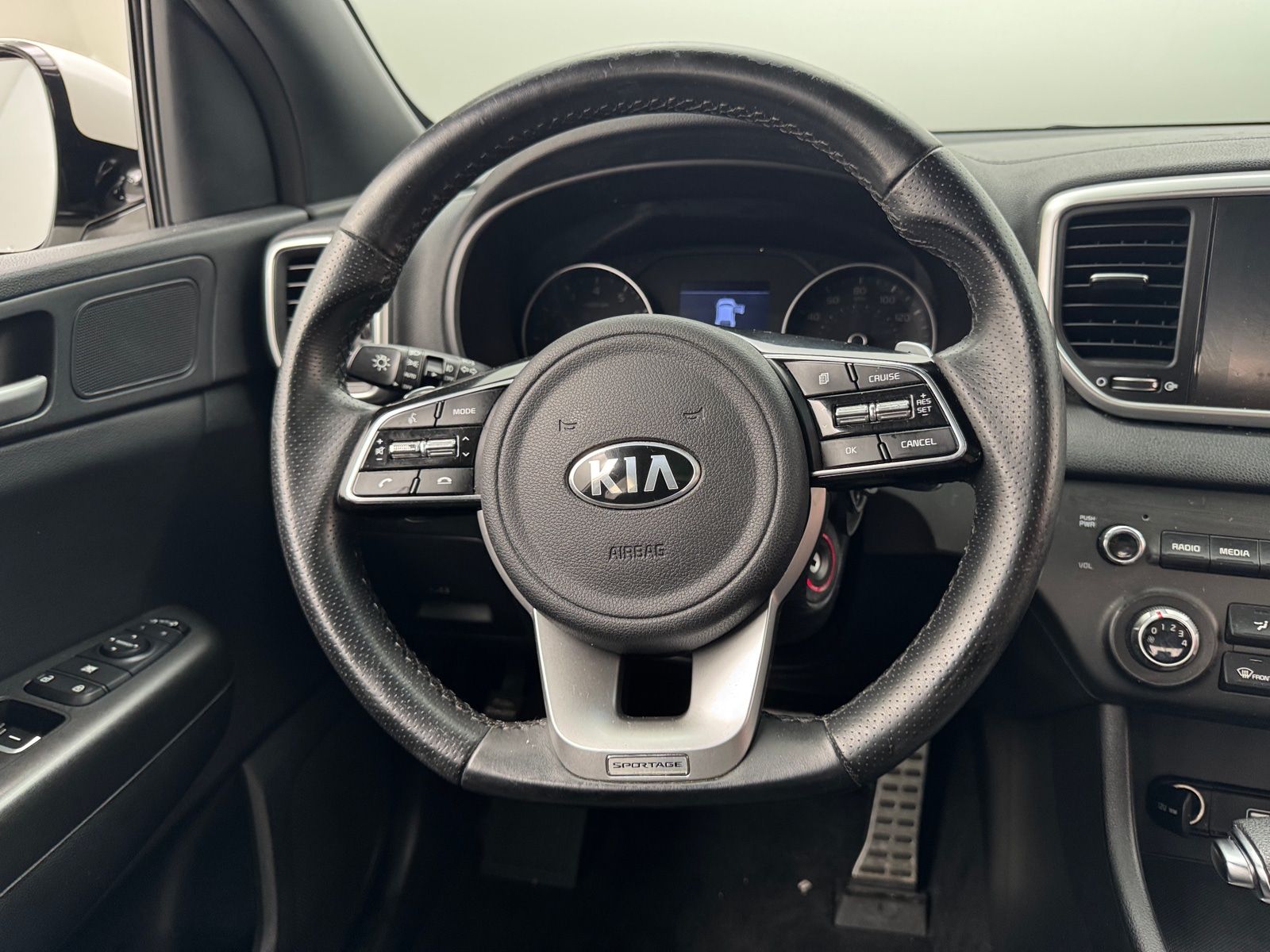 Thumbnail: 2022 Kia Sportage - 5