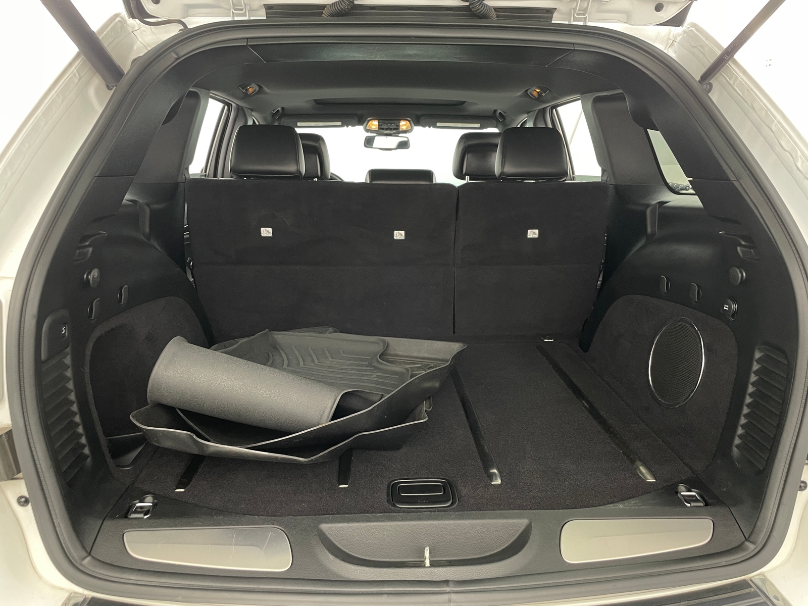 Thumbnail: 2014 Jeep Grand Cherokee - 6