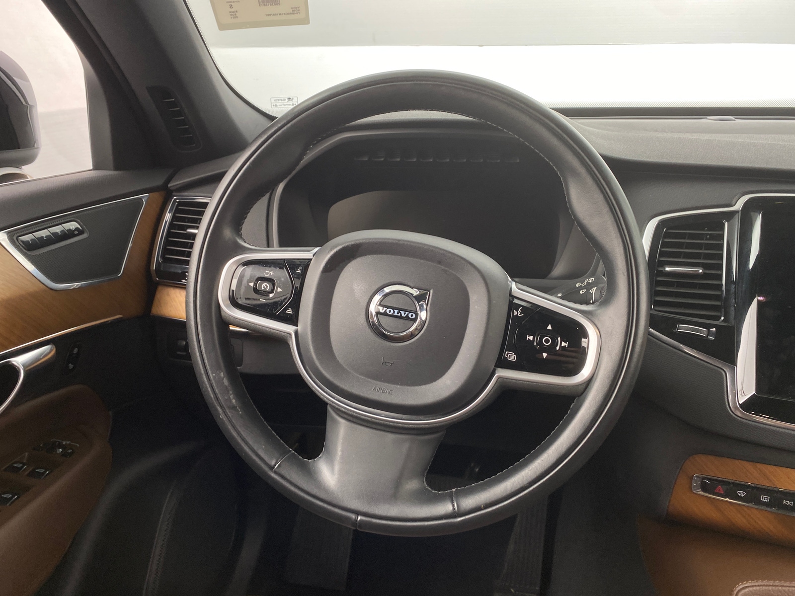 Thumbnail: 2021 Volvo XC90 - 4
