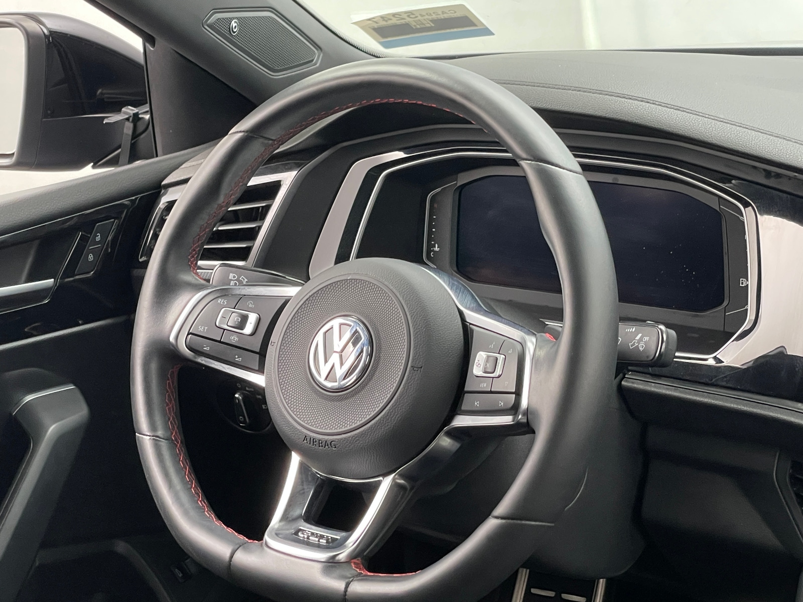 Thumbnail: 2021 Volkswagen Jetta - 4