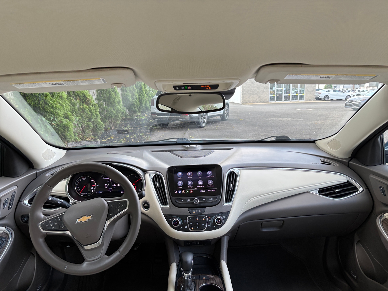 Thumbnail: 2024 Chevrolet Malibu - 3