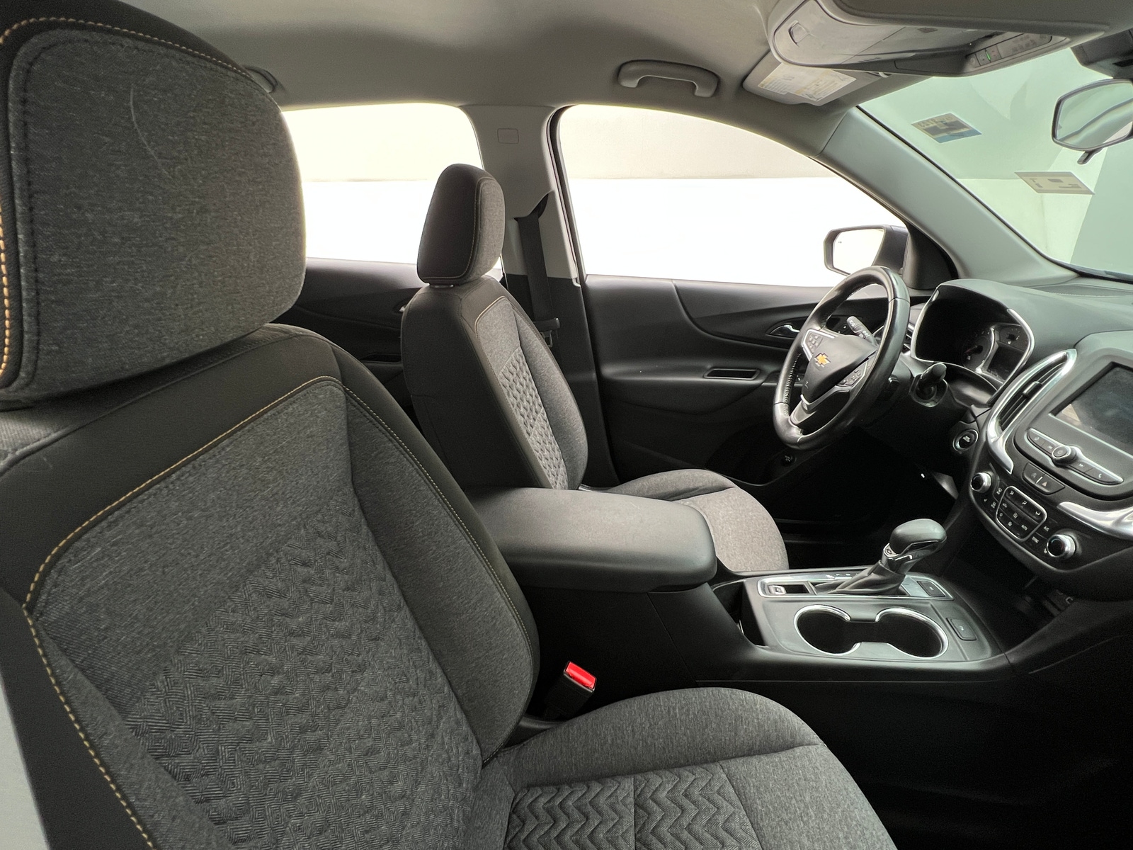 Thumbnail: 2022 Chevrolet Equinox - 2