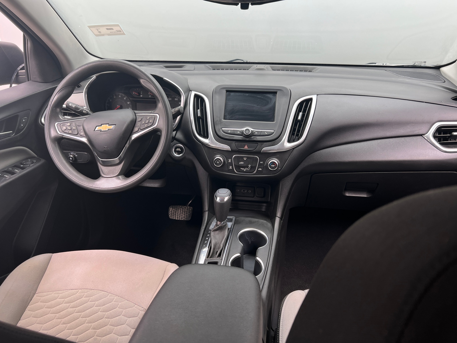 Thumbnail: 2021 Chevrolet Equinox - 3