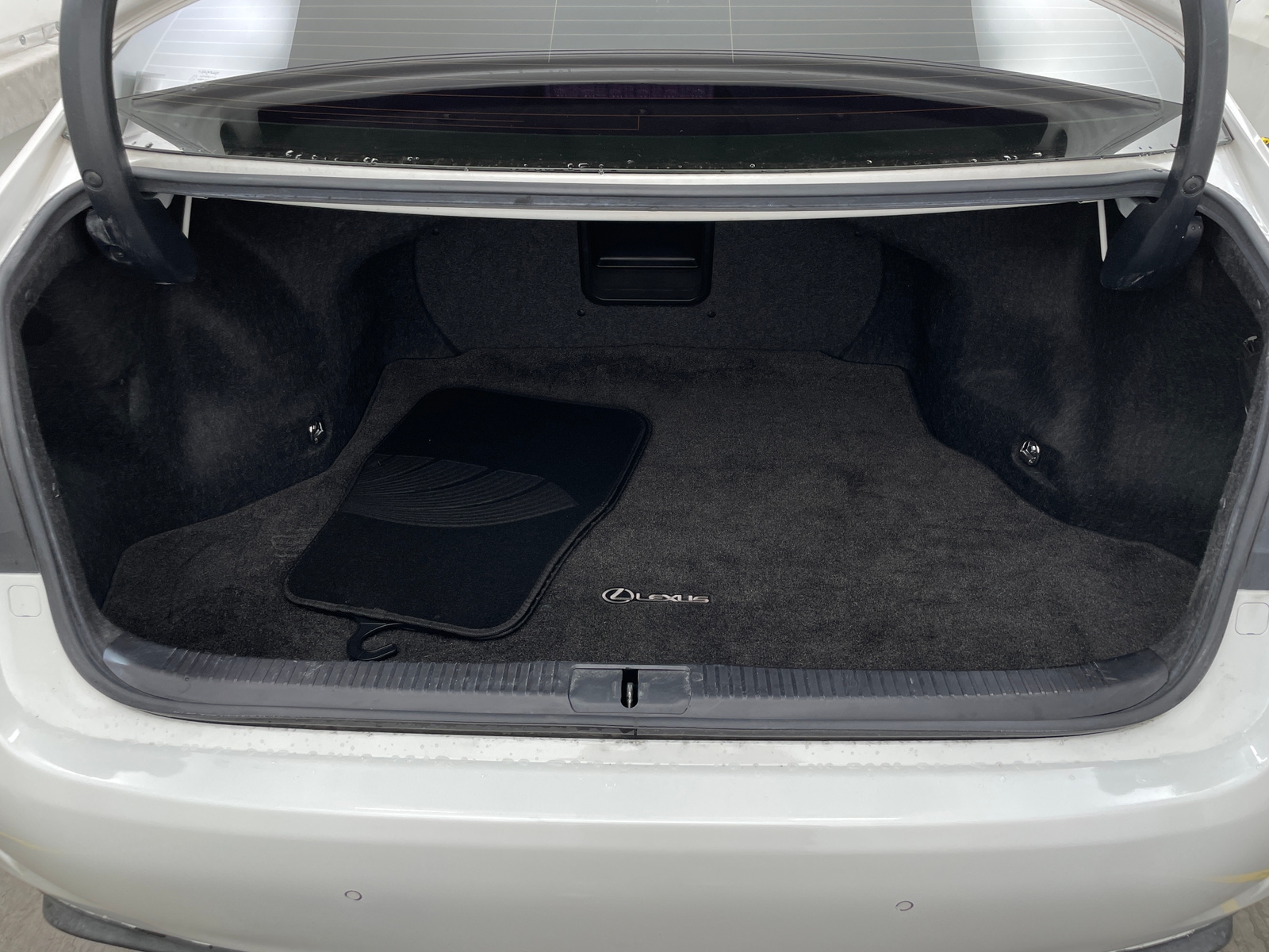 Thumbnail: 2015 Lexus ES - 6