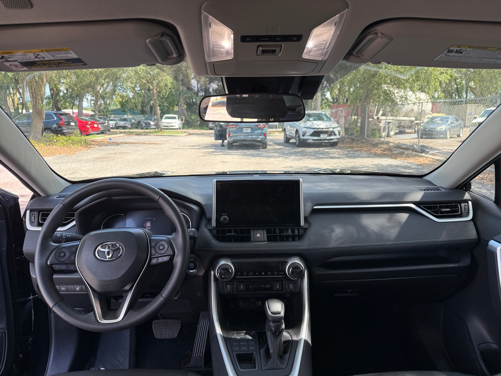 Thumbnail: 2024 Toyota RAV4 - 3