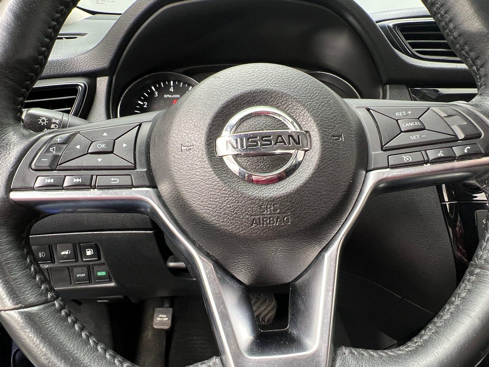 Thumbnail: 2018 Nissan Rogue - 5
