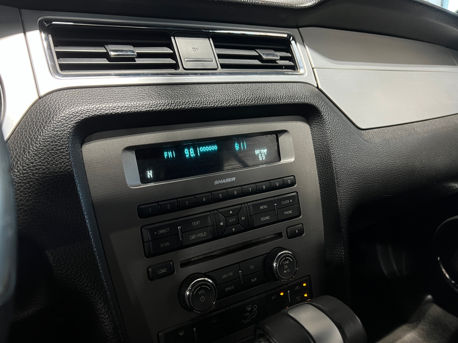Thumbnail: 2010 Ford Mustang - 3