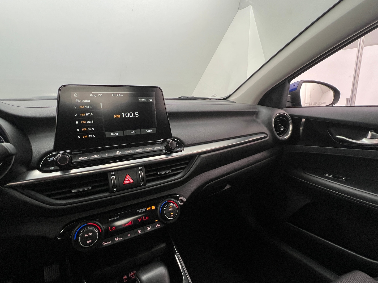 Thumbnail: 2019 Kia Forte - 4