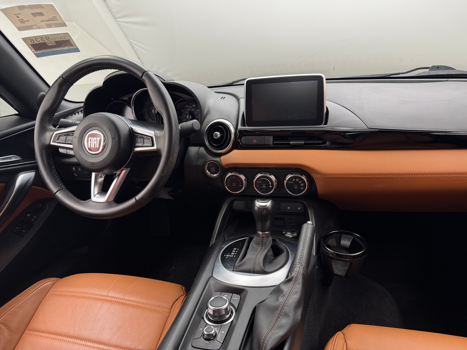 Thumbnail: 2017 Fiat 124 Spider - 2