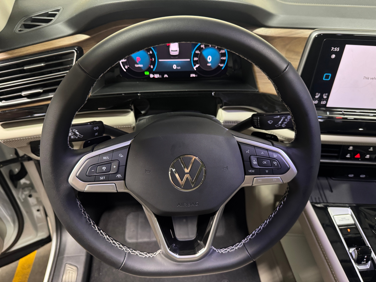 Thumbnail: 2025 Volkswagen Atlas - 4