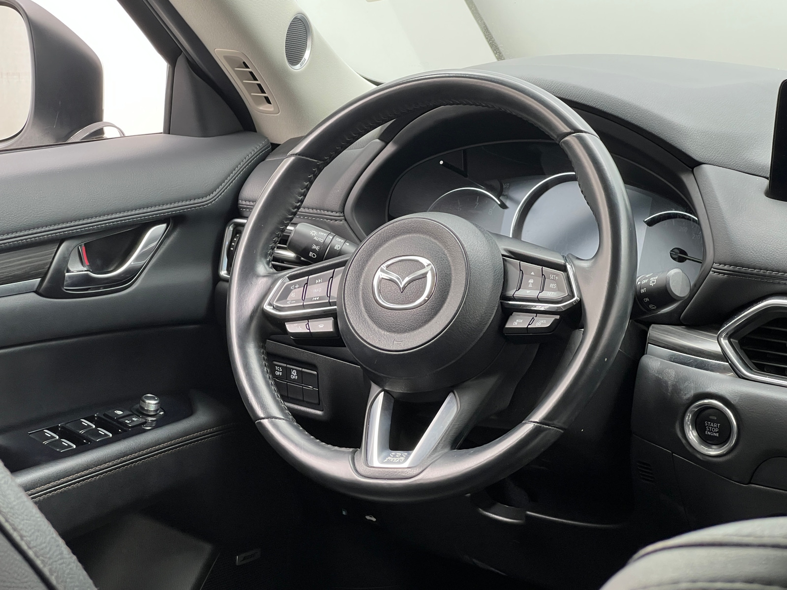 Thumbnail: 2021 Mazda CX-5 - 4